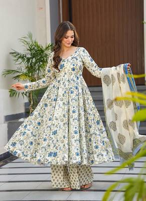 White printed muslin palazzo Suit 4
