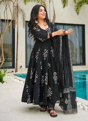 Black printed cottan palazzo Suit 3