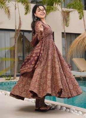 Brown printed cottan palazzo Suit 4
