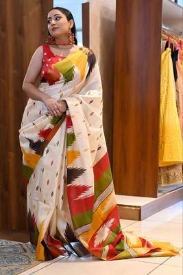 White cotton bagru printed saree with printed blouse 1