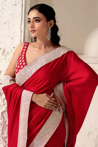 Red silk plain saree with gota Edging