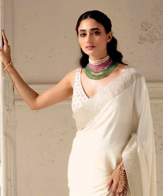 Ivory silk plain saree with gota Edging 2