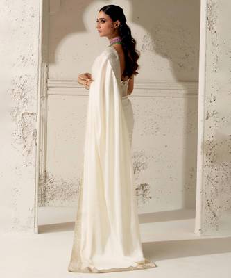 Ivory silk plain saree with gota Edging 5