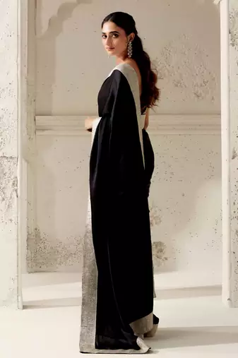 Black silk plain saree with gota Edging