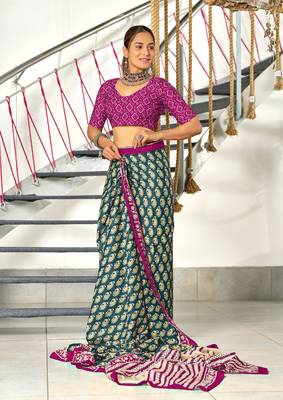 pre draped blue cotton saree with block print blouse 3