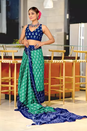 pre-stitched teal cotton saree with block print blouse
