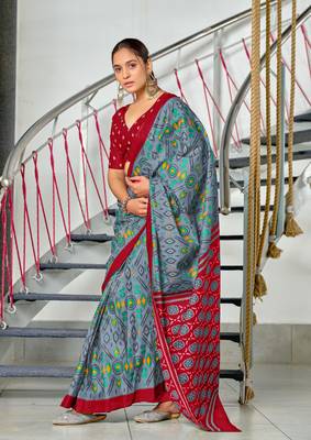 pre-stitched grey mulmul cotton saree with block print blouse 2