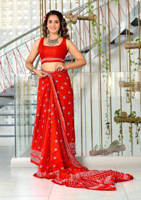 ready made red mulmul cotton saree with block print blouse 3