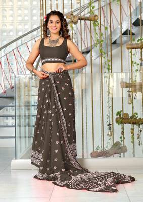 pre-stitched charcoal mulmul cotton saree with block print blouse 3
