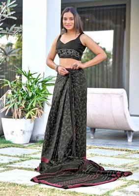 ready made black mulmul cotton saree with block print blouse 3