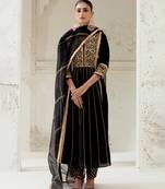 Black silk blend hand embroidered kurta Set