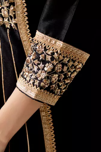 Black silk blend hand embroidered kurta Set