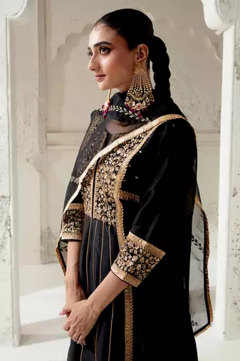 Black silk blend hand embroidered kurta Set