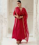 Red silk blend hand embroidered kurta Set