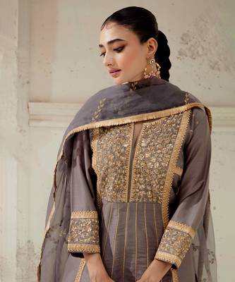 Grey silk blend hand embroidered kurta Set 2