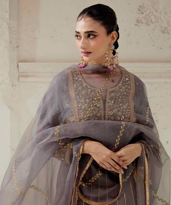 Grey silk blend hand embroidered kurta Set 5