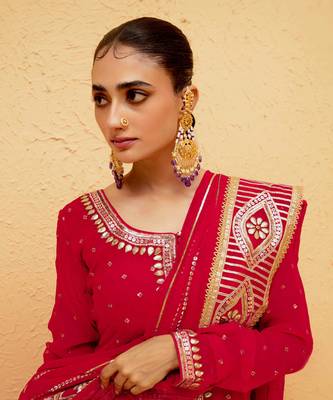 Red georgette gota pati embroidered kurta Set 2