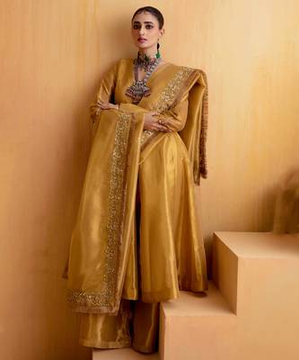Gold silk plain anarkali Set with zardosi work 1