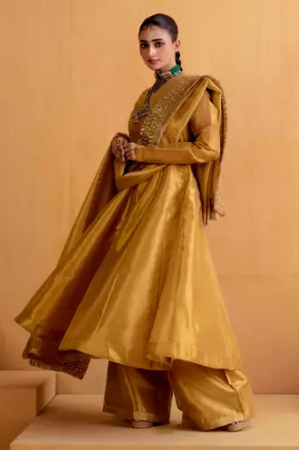 Gold silk plain anarkali Set with zardosi work