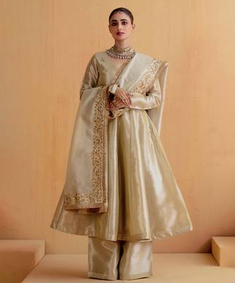 Silver silk plain anarkali Set with zardosi work 1