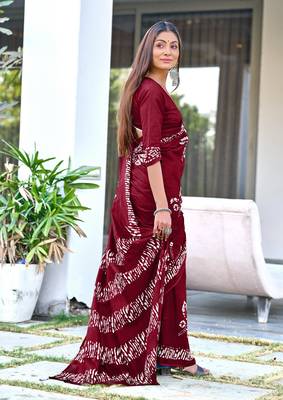 pre draped maroon mulmul cotton saree with block print blouse 2