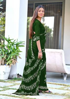 ready made green mulmul cotton saree with block print blouse 4