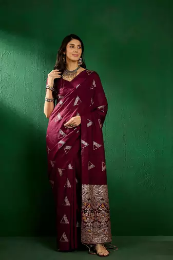 maroon Dola Jacquard Cotton saree with Woven Design