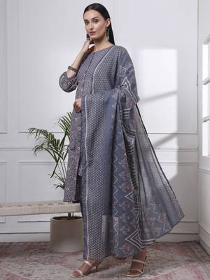 grey ethnic motifs a-line kurta trouser dupatta set 2