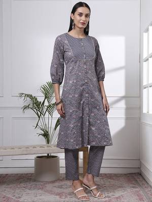 grey ethnic motifs a-line kurta trouser dupatta set 5