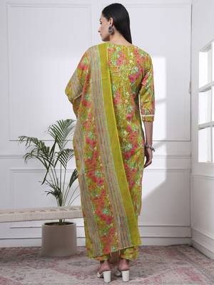 green floral print straight kurta trouser dupatta set 3