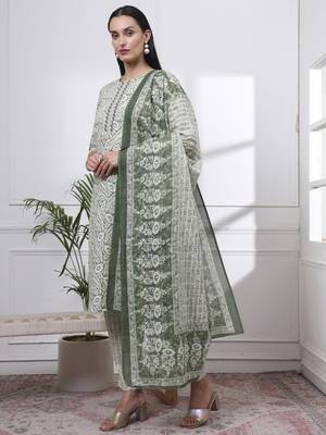 green pure cotton ethnic motifs straight kurta trouser dupatta set 2