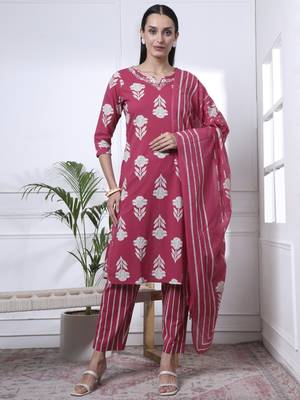 pink pure cotton floral,thread work kurta dupatta pant set 1
