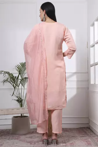 slik blend peach straight kurta dupatta pant set 