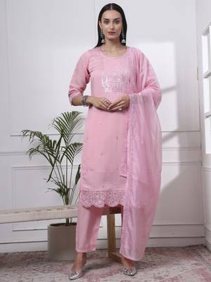 slik blend pink straight kurta dupatta pant set  1