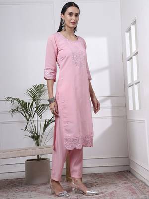 slik blend pink straight kurta dupatta pant set  5