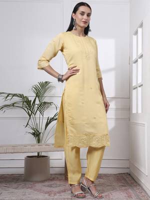 butter yellow slik blend straight kurta dupatta pant set  5