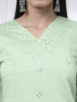 pastel green slik blend straight kurta dupatta pant set  4