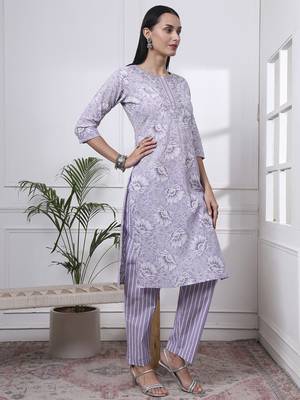purple floral print thread work straight kurta trouser dupatta set 5