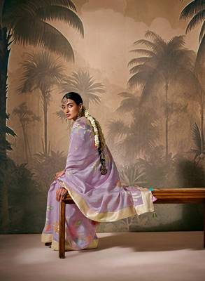 silk blend floral pattern zari work lavender saree 2