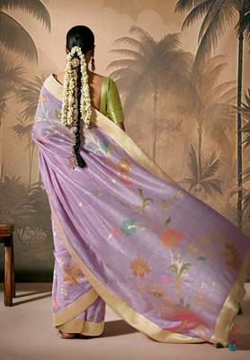silk blend floral pattern zari work lavender saree 4