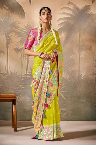Silk floral pattern zari work pear saree