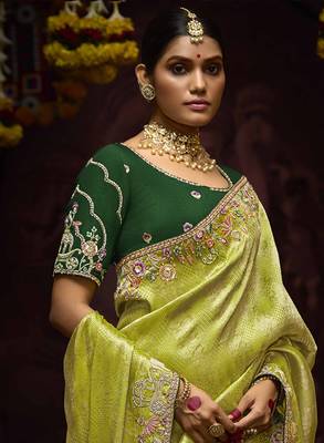 Green Kanjivaram silk blend Zari Weaving Embroidered Border Work saree 4