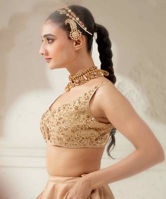 Gold Silk Blend Plain Lehenga With Embroidered Dupatta 3