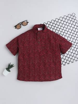 Maroon cotton half sleeves printed mandarin collar style short kurta 1
