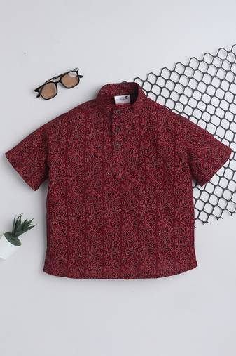 Maroon cotton half sleeves printed mandarin collar style short kurta