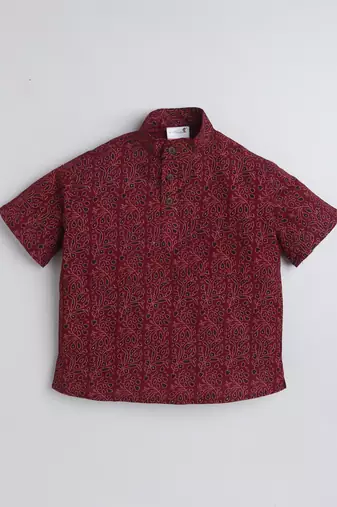 Maroon cotton half sleeves printed mandarin collar style short kurta