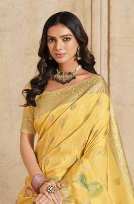 Yellow weaving silk blend saree 2