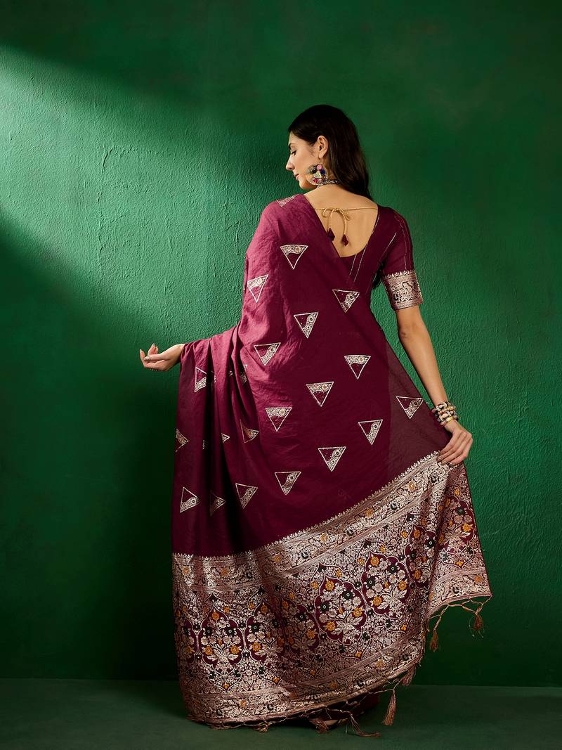maroon Dola Jacquard Cotton saree with Woven Design