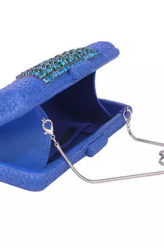 Blue bloom clutch