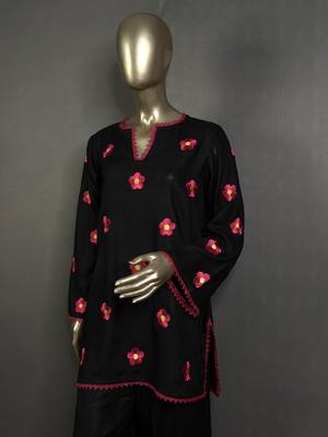 Black embroidered kurta set 5